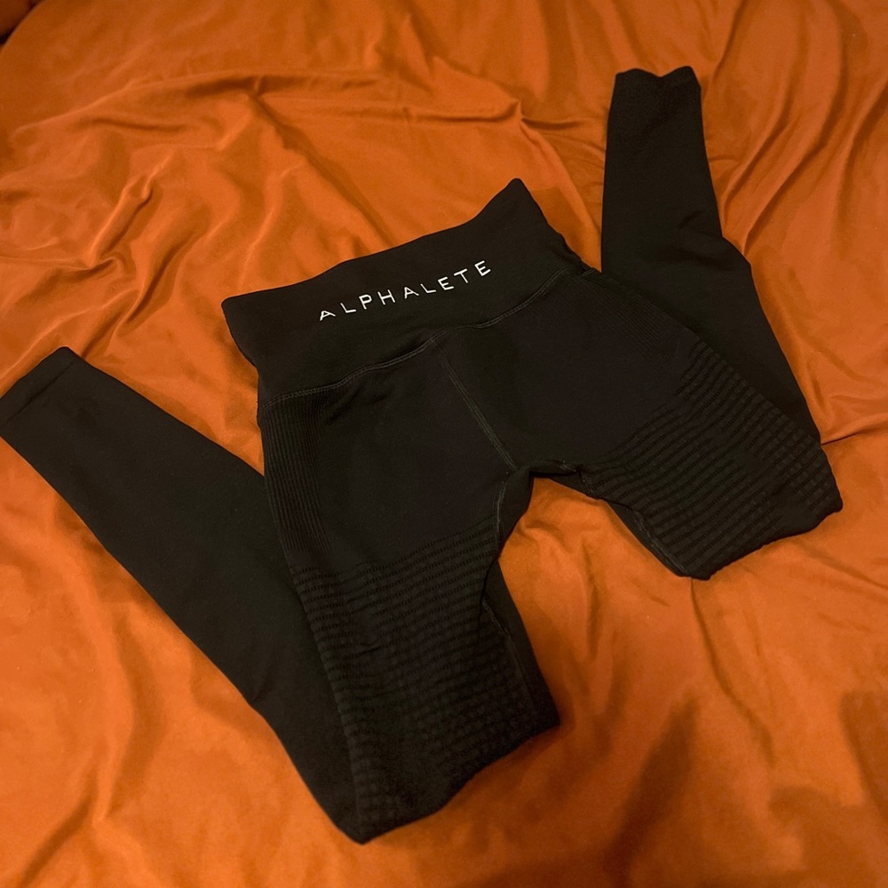 Alphalete leggings